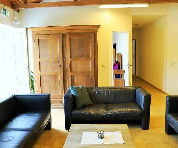 Nengshof Ferienhaeuser Sonnenblume Und Heublume