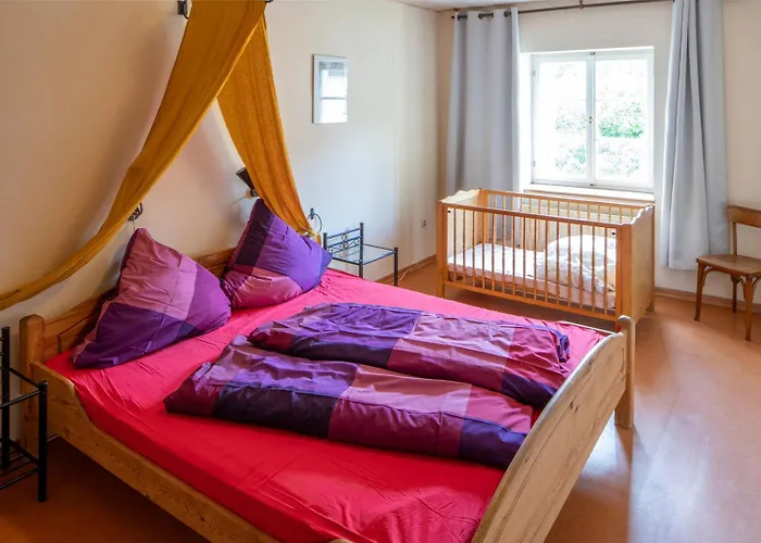 Nengshof Ferienhaeuser Sonnenblume Und Heublume *